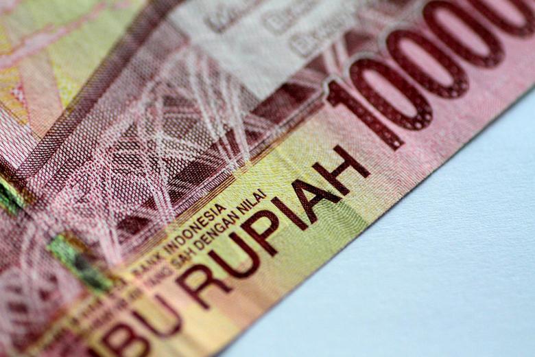 Indonesia Raises Import Taxes On 1 000 plus Goods To Support Rupiah The Straits Times