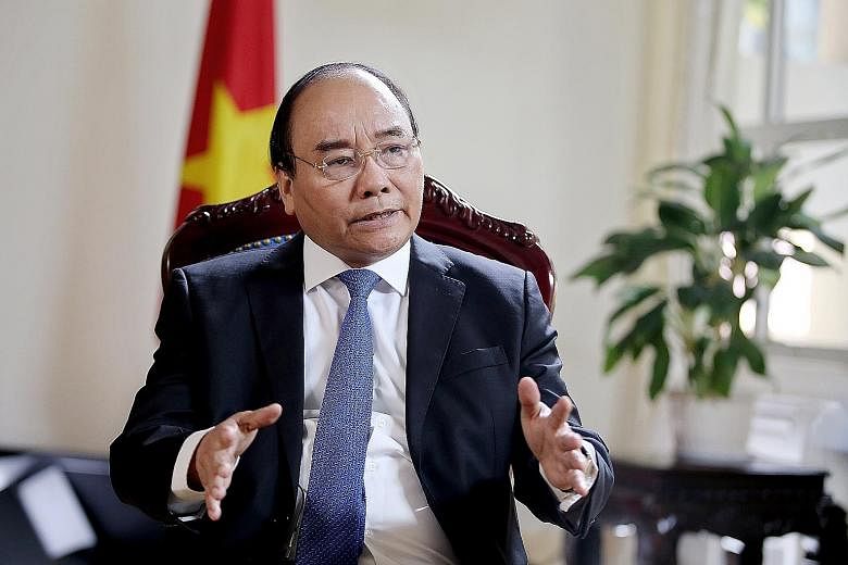 Vietnam Prime Minister Nguyen Xuan Phuc says Asean needs to boost integration, trade and investment within the bloc to enhance its economic potential.