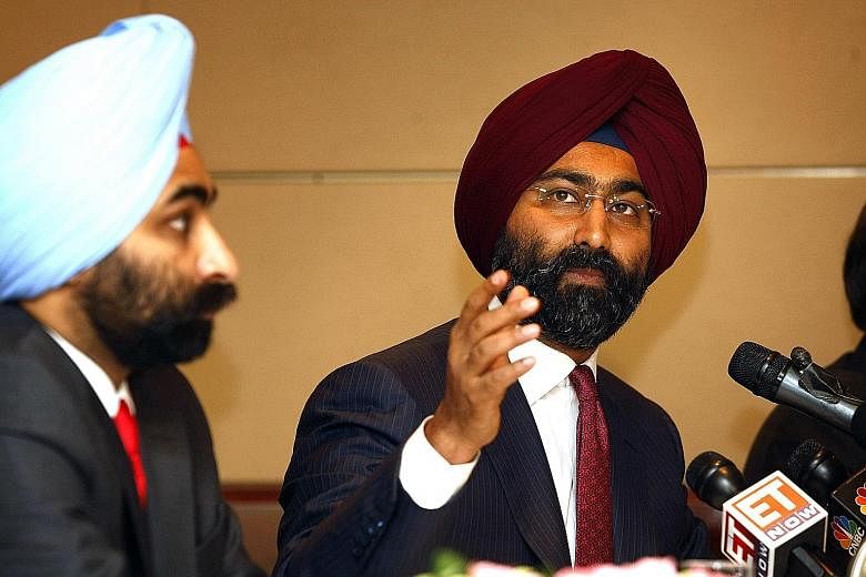 Fortis Healthcare chairman Malvinder Singh (right) and his brother Shivinder in a 2010 photo.