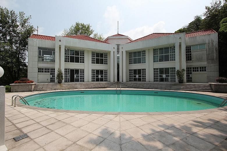 24 Middle Gap Road sits on 16,330 sq ft of land in Hong Kong's Peak neighbourhood and comes with a swimming pool, parking for two cars as well as some dated 1990s decor. While not considered palatial, it does offer an exclusive address and a rare opp