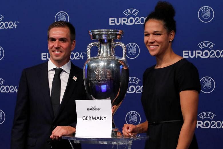 Германия февраля 2024 года. Euro 2024. Euro 2024 Germany. 20 Euro. Немецкая певица Лена УЕФА евро 2024 года.