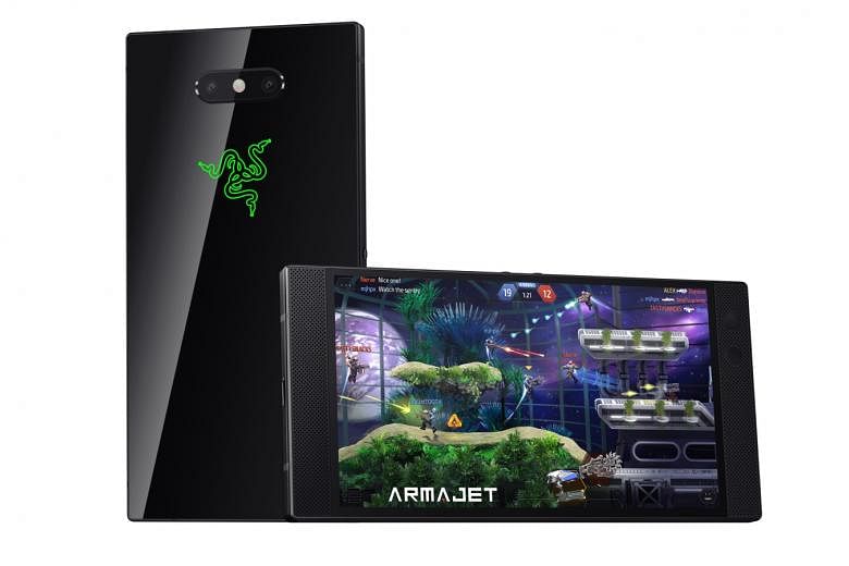 The Razer logo at the back of its new smartphone is illuminated. Users can customise the colour as well as the lighting effect for this backlight.