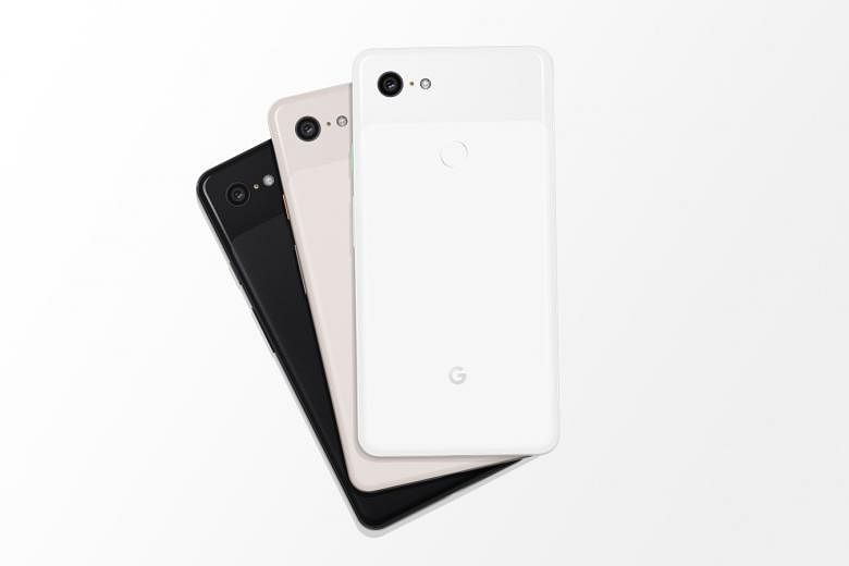 Only a single rear camera on the Pixel 3, but it still remains competitive, thanks to Google's AI and software capabilities. 