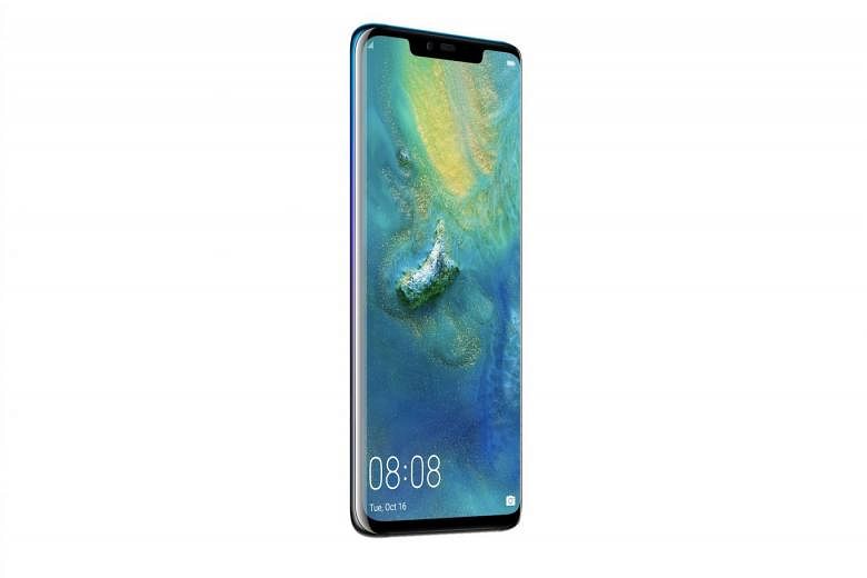 The Huawei Mate 20 Pro can act like a battery pack and wirelessly charge other devices that support the Qi wireless charging standard. 