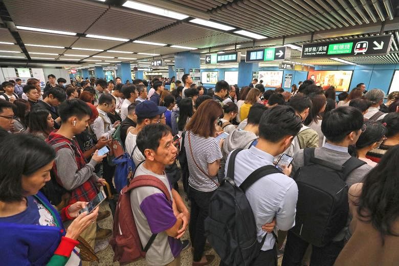 Hong Kong commuters were inconvenienced on Tuesday by what MTR called an "unprecedented" signalling glitch. Based on preliminary findings, the likely cause was a software and settings issue.