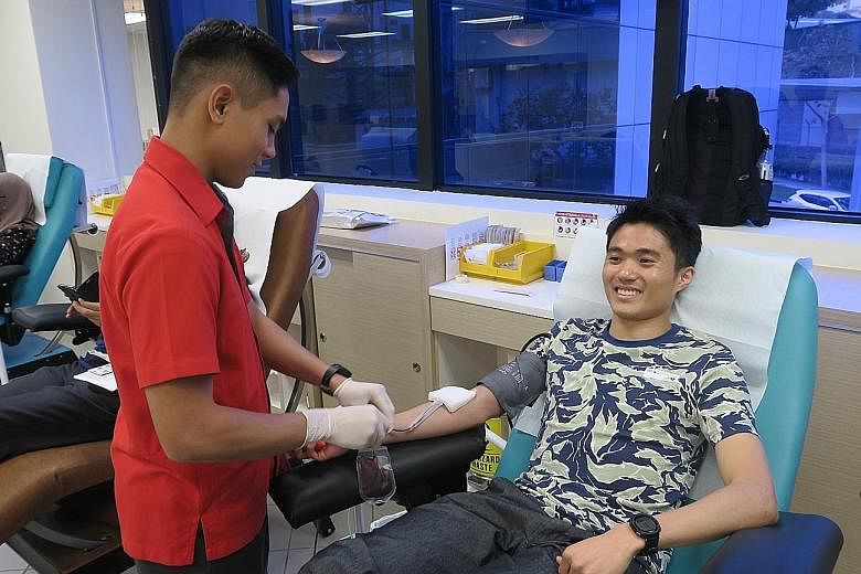 Donating blood does affect runners' peak performance. But even competitive runners can work it into their calendars by donating right after a major marathon as they would need the downtime to recover anyway, says Mok Ying Ren.