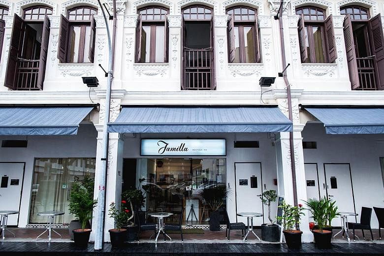 The three shophouses at 8, 10 and 12 Aliwal Street, now leased out to a boutique inn, are located 350m from the Nicoll Highway MRT station and 700m from the Bugis MRT Station.