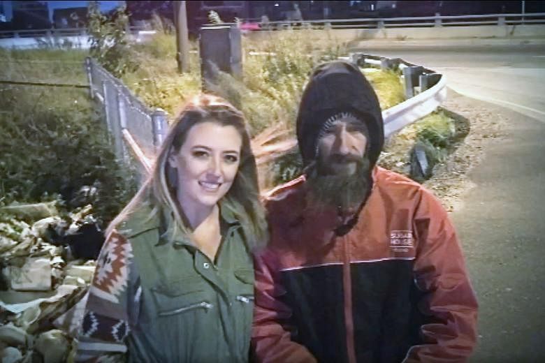 Kate McClure and Johnny Bobbitt Jr. She claimed that she had been out of petrol and money when Bobbitt, who was homeless, offered her his last US$20 (S$27) so that she could get home.