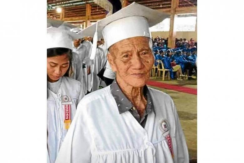 90-year-old-great-grandfather-finally-graduates-from-high-school-in-philippines-the-straits-times