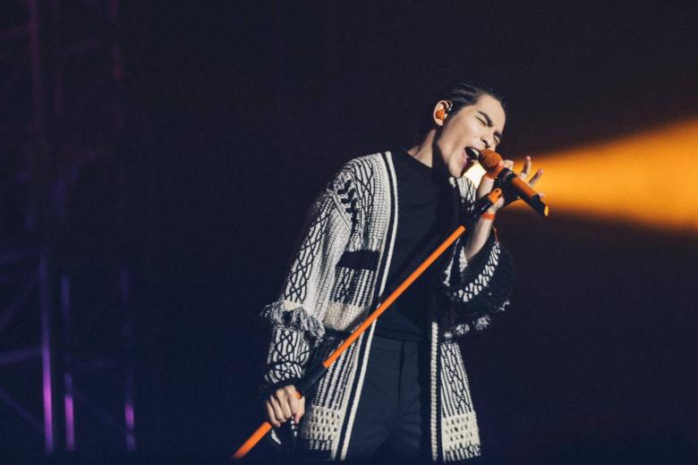 Concert review Jam Hsiao entertains with power vocals and theatrics