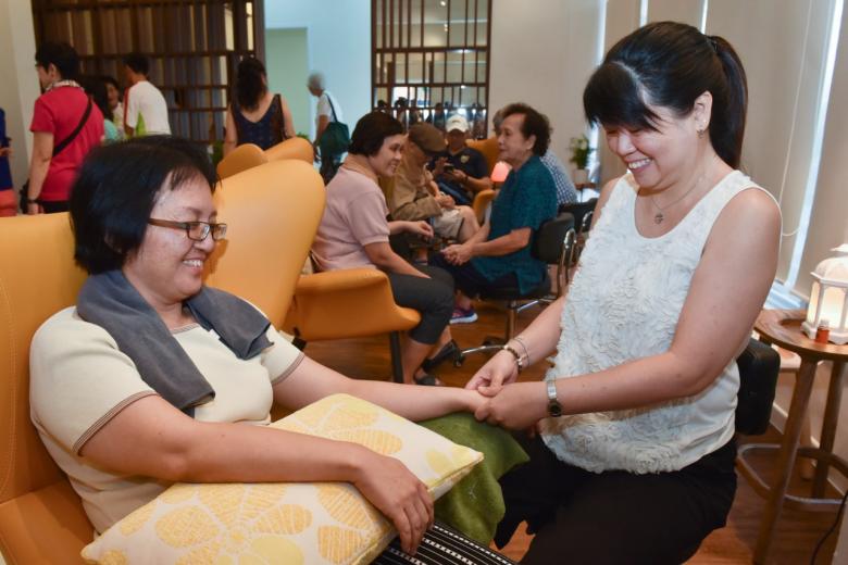 New centre in Yishun provides free hand massages, aromatherapy to