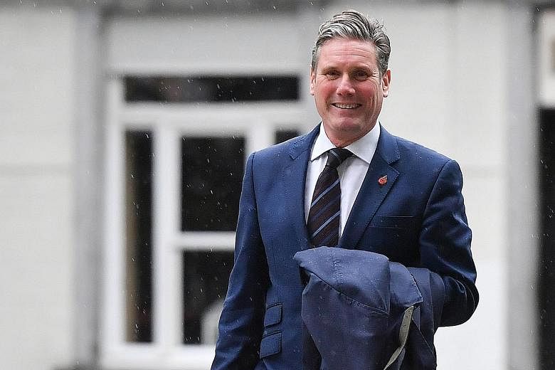 Mr Keir Starmer, Labour's Brexit spokesman, says the opposition party would start contempt proceedings against the government if it did not publish its legal advice on the deal.