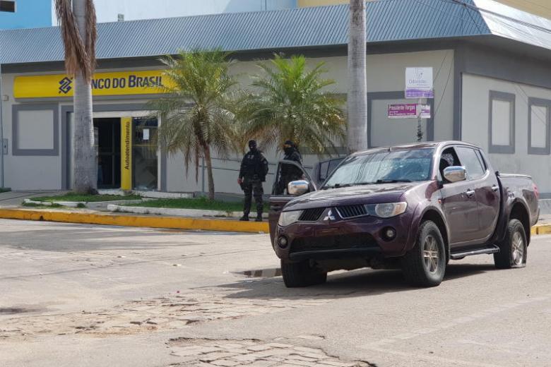 Bank robbery shootout in Brazil leaves 14 dead | The Straits Times