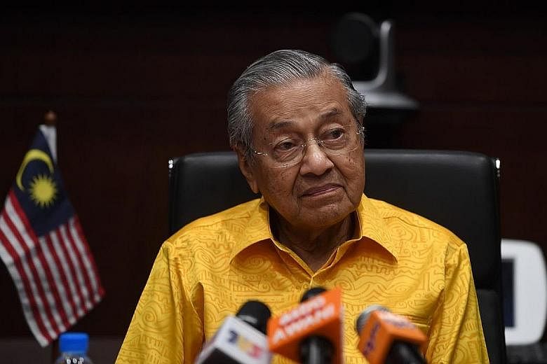Malaysian Prime Minister Mahathir Mohamad said yesterday that "the important thing is that Singapore agrees to a negotiation - until we finish negotiation we cannot give a final answer".