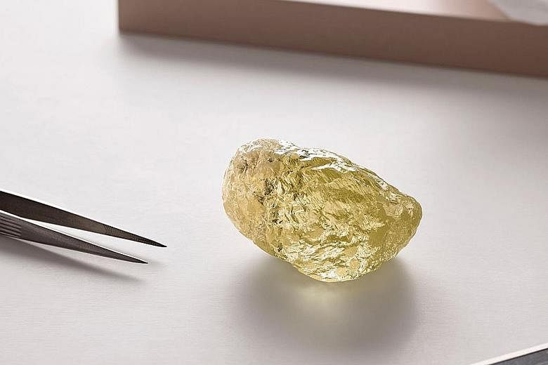 The 552-carat yellow gem found at the Diavik mine is almost three times the size of the next largest stone ever found in Canada.