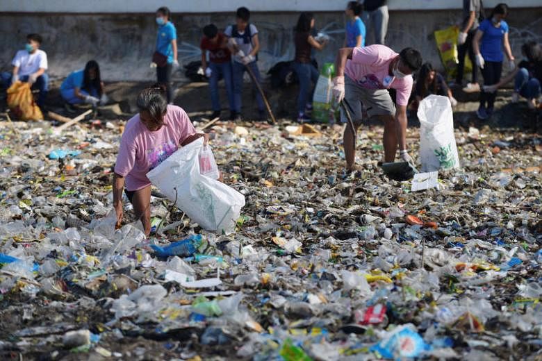 After Boracay, Philippines targets Manila Bay's 'magnified cesspool ...