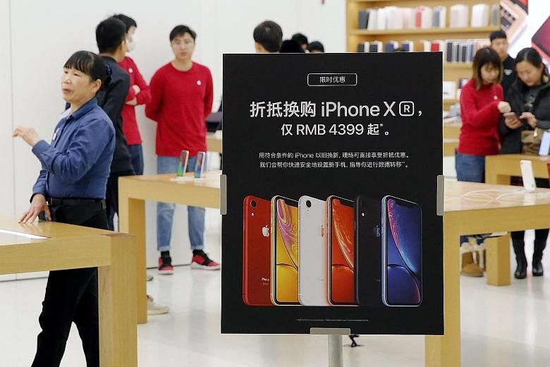 Apple, whose products include the iPhone XR, cut its quarterly revenue outlook to US$84 billion (S$114 billion), from as much as US$93 billion, blaming it in part on a pullback in demand within China. That set off alarm bells throughout the luxury-go