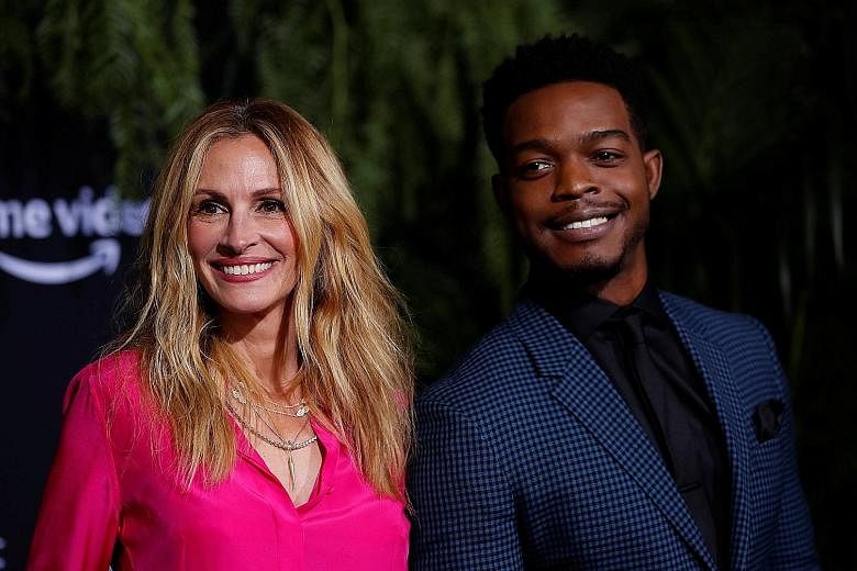 Julia Roberts and Stephan James star in Homecoming, an Amazon series based on a fictional podcast.