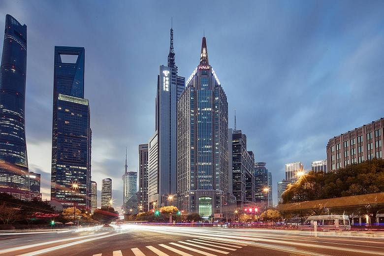Pufa Tower is located in Shanghai's core central business district of Lujiazui. It has 34 storeys and three basement-level carparks. Pufa Tower has not had a major renovation since its completion in 2002, with the interior finishes offering "room for