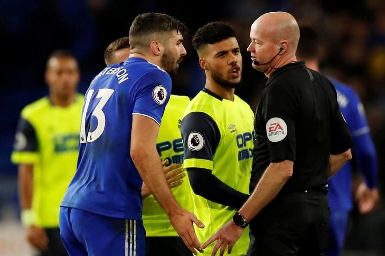 Cardiff vs Huddersfield: Terriers stay stranded at bottom of