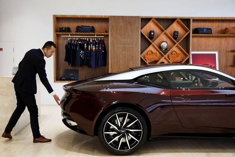 Rich Chinese still hungry for luxury goods despite slowdown
