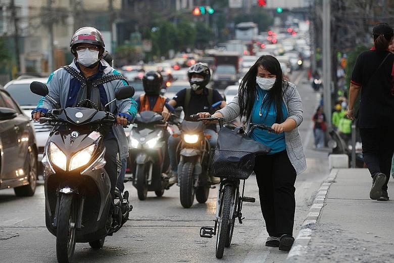 Although some health-conscious residents of Bangkok have resorted to wearing face masks while outdoors, the measure has not really caught on yet in the Thai capital. Kasetsart University's associate professor of economics Witsanu Attavanich says air 
