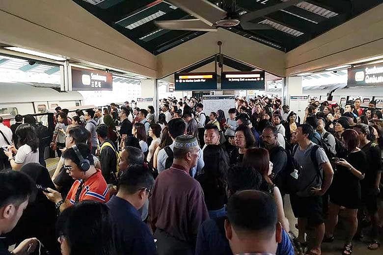 The crowd at Sembawang MRT station yesterday. A train travelling towards Jurong East had stalled near Marsiling station due to a fault with its signalling equipment.