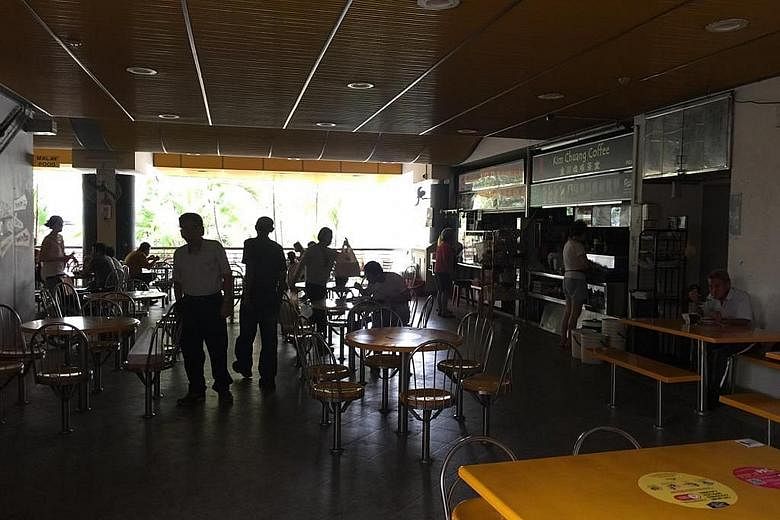 Shunfu Market was among places hit by yesterday's power outage. The disruption affected parts of Ang Mo Kio, Bishan, Sin Ming and Thomson. Electricity provider SP Group said power supply was fully restored at 2.58pm.