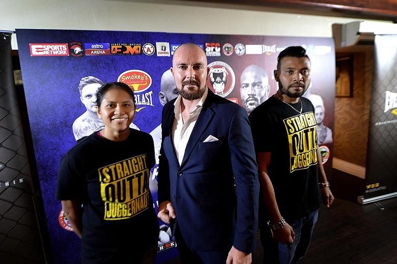 Muhamad Ridhwan's WBC silver featherweight title bout against Namibian Paulus Ambunda, already postponed earlier this month, has been thrown in further doubt by the uncertainty over the future of manager Scott O'Farrell.