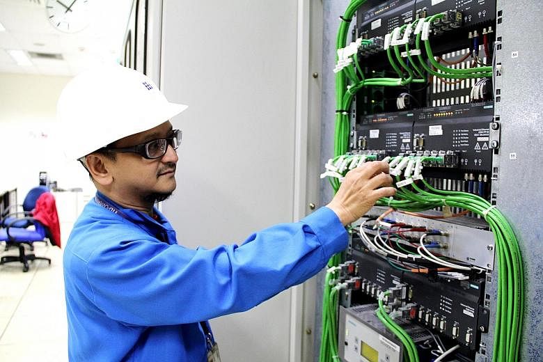 Thanks to his skills upgrading and training, Mr Abdul Jalil Idros moved from carrying out maintenance and repair works at YTL PowerSeraya to taking charge of plant upgrading projects. He leads overhaul and maintenance works for the plant and is invol