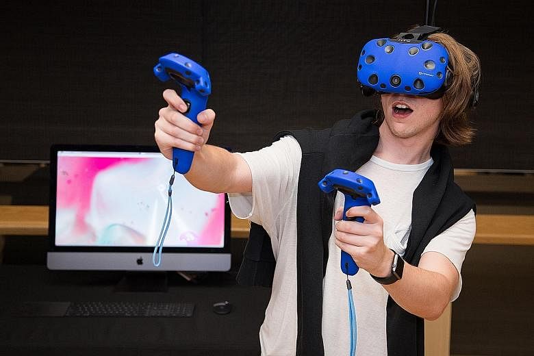 In the immersive virtual reality game Water Bodies, visitors are transported into a virtual human stomach and have one minute to shoot as many pollutants as possible.