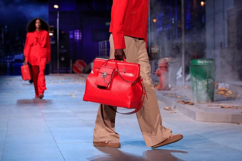 Louis Vuitton won't release Virgil Abloh's Michael Jackson-referencing  collection
