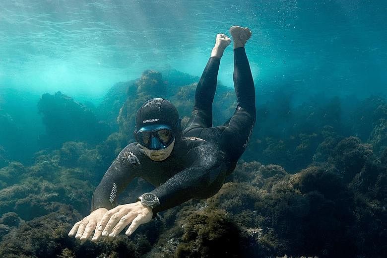Guillaume Nery harboured dreams of becoming an astronaut when he was a child, but fell in love with the sea instead at age 14. He is now in scores of videos that take viewers into hauntingly surrealistic and beautiful underwater worlds. Nery started 