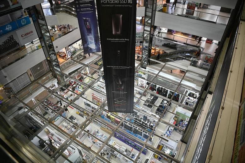 Sim Lim Square's 423 owners stand to receive between $488,000 and $67.5 million each if the sale is successful, said marketing agent SLP Scotia. ST PHOTO: ARIFFIN JAMAR