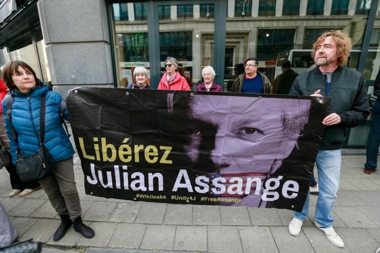 Wikileaks Founder Julian Assange Sentenced To 50 Weeks In British Jail ...