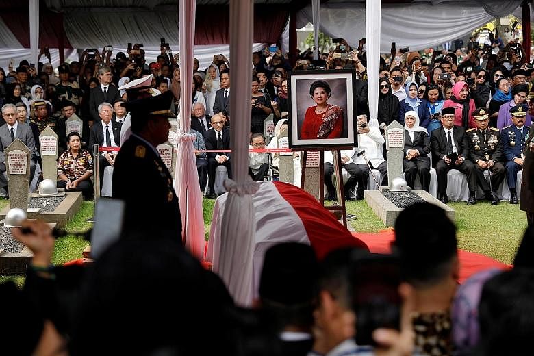 The funeral ceremony for former Indonesian first lady Ani Yudhoyono at the Kalibata Heroes Cemetery in Jakarta yesterday. PHOTO: REUTERS