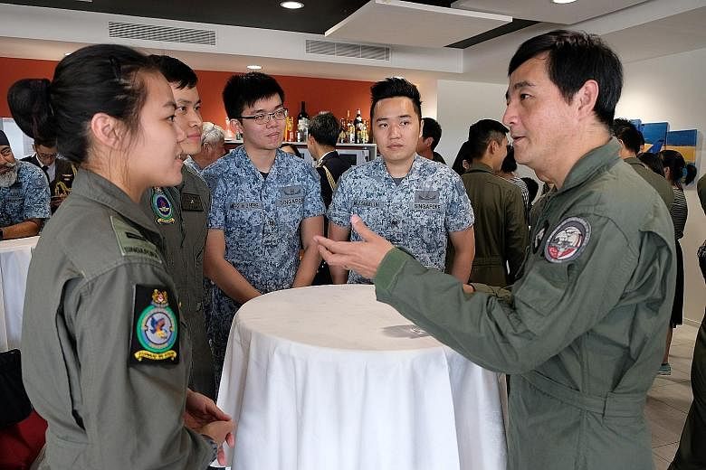 Senior Minister of State for Defence Heng Chee How meeting aircrew trainees from the Republic of Singapore Air Force at Cazaux Air Base, about 60km from the city of Bordeaux. The RSAF has conducted flying training in France since 1998. PHOTO: MINDEF
