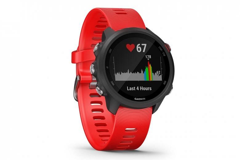 Running Smartwatch Review: Garmin Forerunner 245 Music 