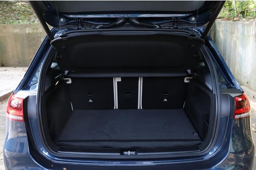 With a 2,729mm wheelbase, the car offers more interior space and legroom. The boot offers 1,540 litres of stowage with the rear seats folded. 