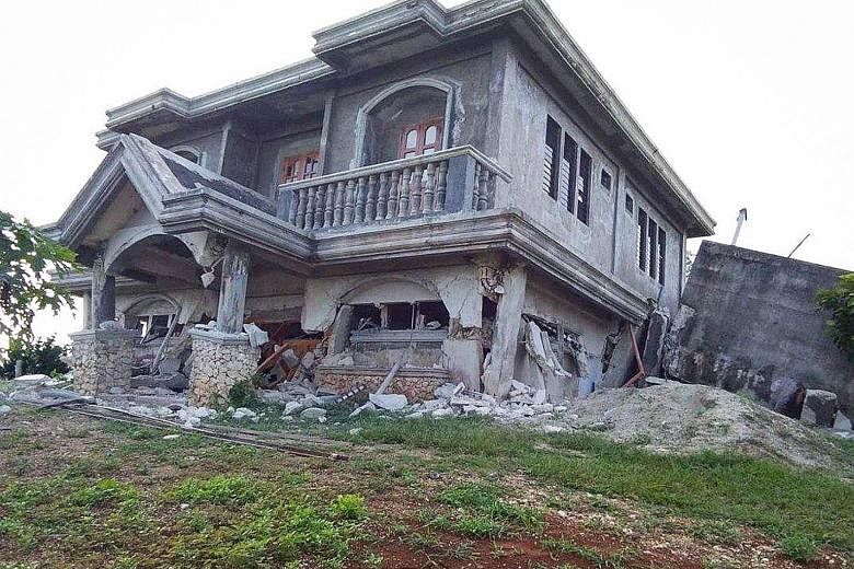 The hardest hit was Itbayat, an island town with a population of close to 3,000, with the quakes causing many old houses to collapse.