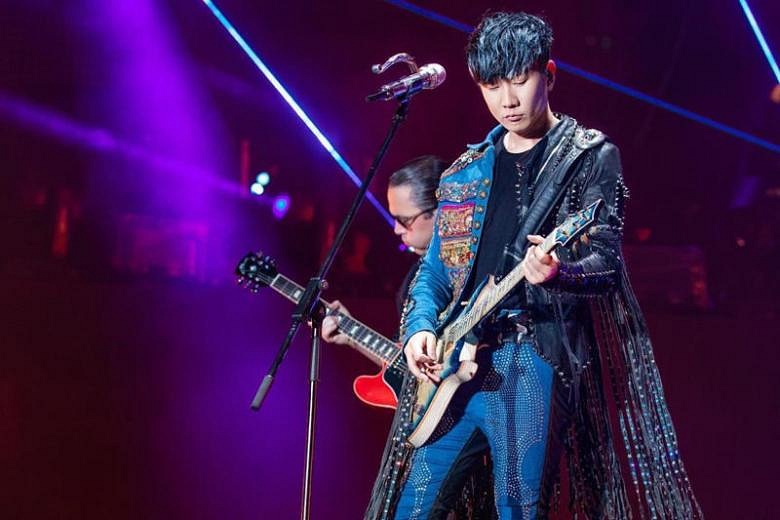 JJ Lin feels giddy, finds it hard to breathe, but continues with ...