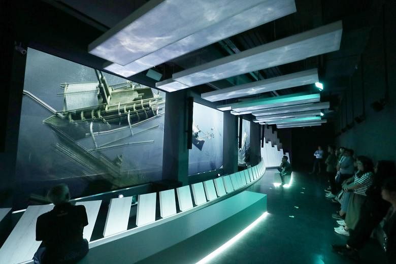 Spread over five acts and over two levels, the hour-long installation offers, among others, multimedia projections and a revolving platform.ut a climate change which brought about monsoons and a rise in port cities in the South-east Asian region. 