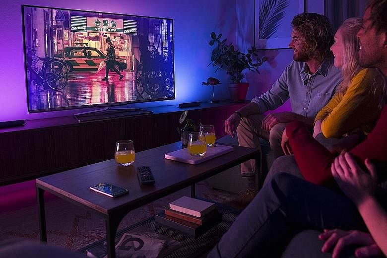 Besides different brightness of the lights, the Philips Hue Play light bar also offers varying immersion levels to create more dramatic effects when users watch television programmes.