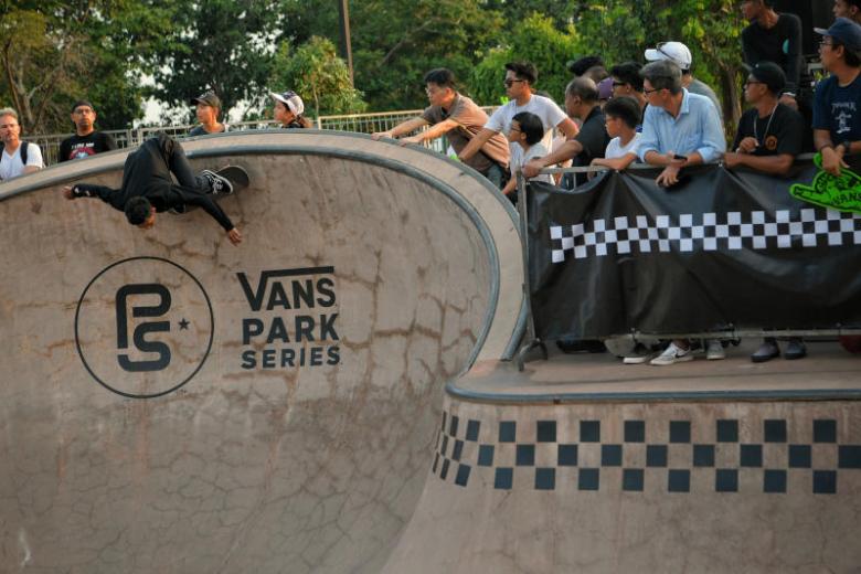 skate van