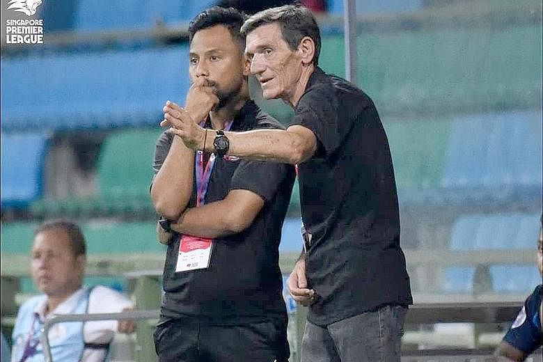 Noh Rahman, pictured with Raddy Avramovic, will take over as interim head coach of Home United. PHOTO: FB/TAMPINES ROVERS