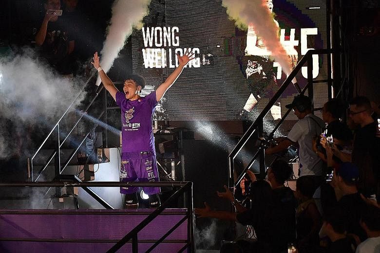 CLS Knights Indonesia pro player Wong Wei Long being introduced to the club’s fans ahead of Game 4 of the ABL Finals against the Singapore Slingers at GOR Kertajaya, Surabaya on May 11, 2019. 