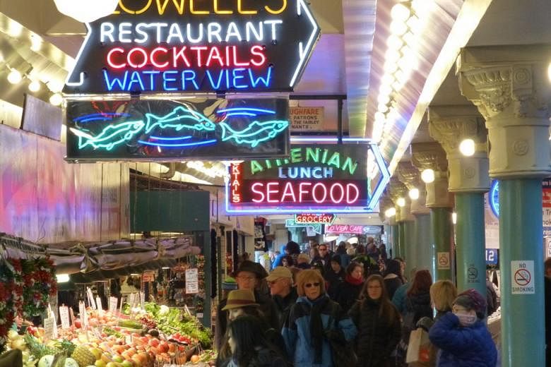 At Pike Place Market, you can join a foodie tour to sample the many artisanal goodies or pack a picnic to be enjoyed in a more tranquil spot.