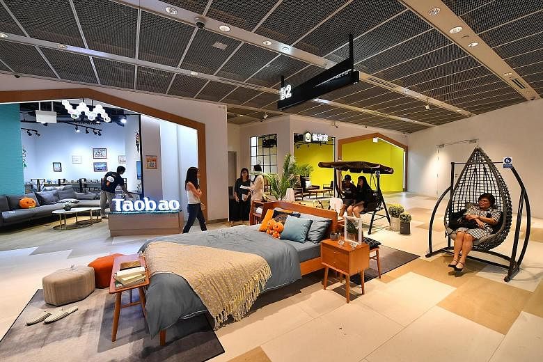 Opened last night, Taobao Store by Virmall offers more than 300 products, from furniture to kitchen appliances and clothes. The 6,000 sq ft store is about 10 times larger than Taobao's six-month pop-up at multi-label concept store NomadX in Plaza Sin
