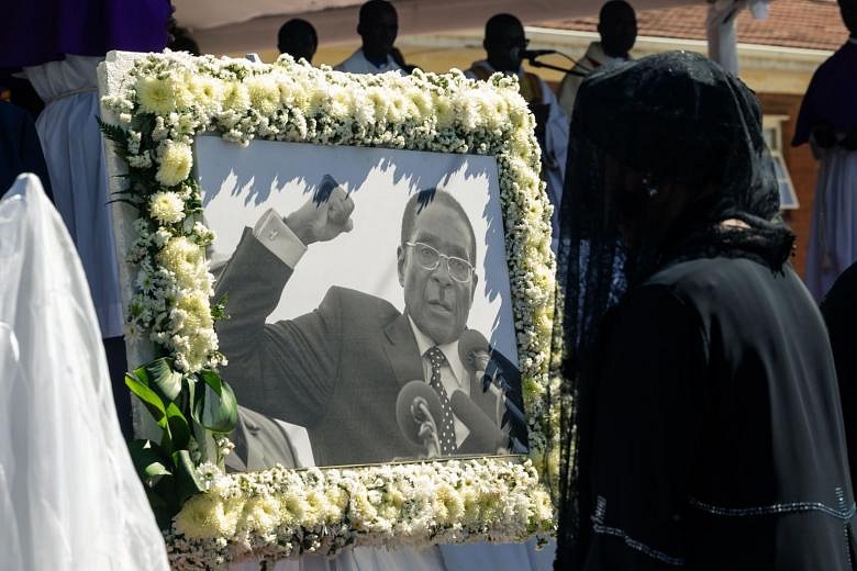 Zimbabwe's Ex-president Robert Mugabe Buried In Rural Village | The ...