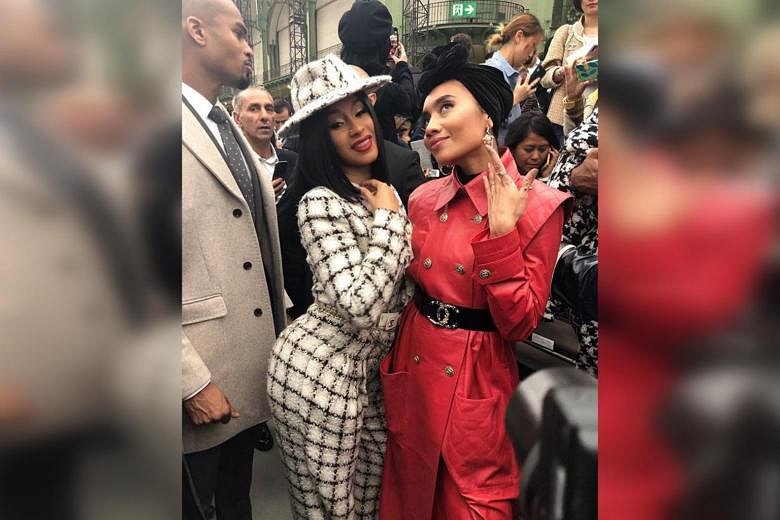 Cardi B & Blackpink's Jennie Kim Sit Front Row at Chanel Fashion Show!:  Photo 4363348  Alma Jodorowsky, Anna Wintour, Cardi B, Isabelle Adjani,  Jennie Kim, Sasha Luss, Soo Joo Park, Sting